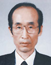 초대 이사장 박정근